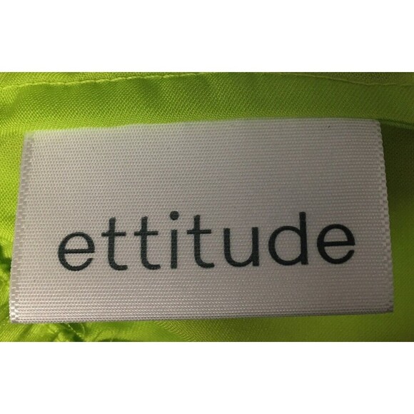 Ettitude Shorts Women's Size Small Green Stretch 100% Bamboo Lyocell Light - Picture 5 of 6